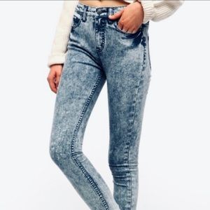 BDG High Rise Twig Skinny Jeans